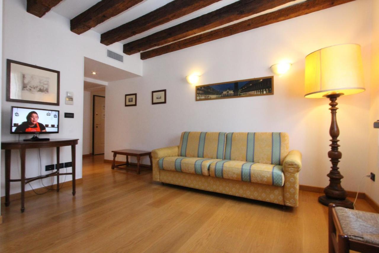 Residence Dei Mori Venice Exterior photo