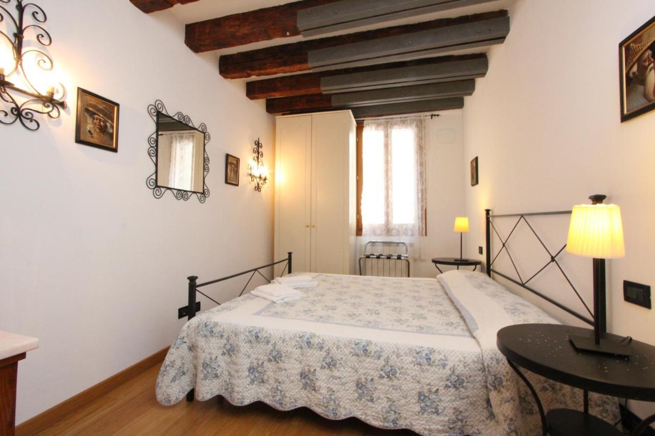 Residence Dei Mori Venice Exterior photo